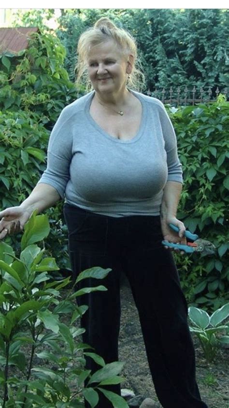 Granny Big Boobs 